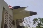 邵阳印度一波音787客机坠毁机上242人、地面5名学生遇难！我驻印度使馆：机上无中国籍乘客